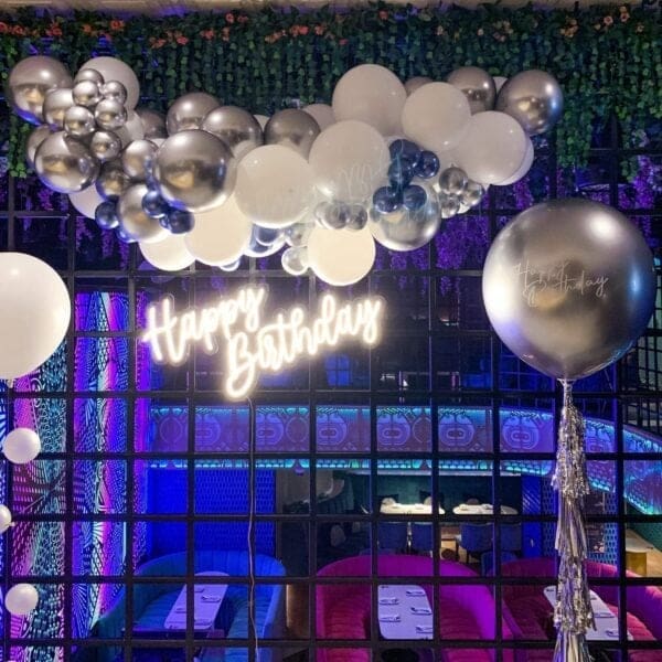 Silver-Moon-Decoration-Package-Party-Perfect