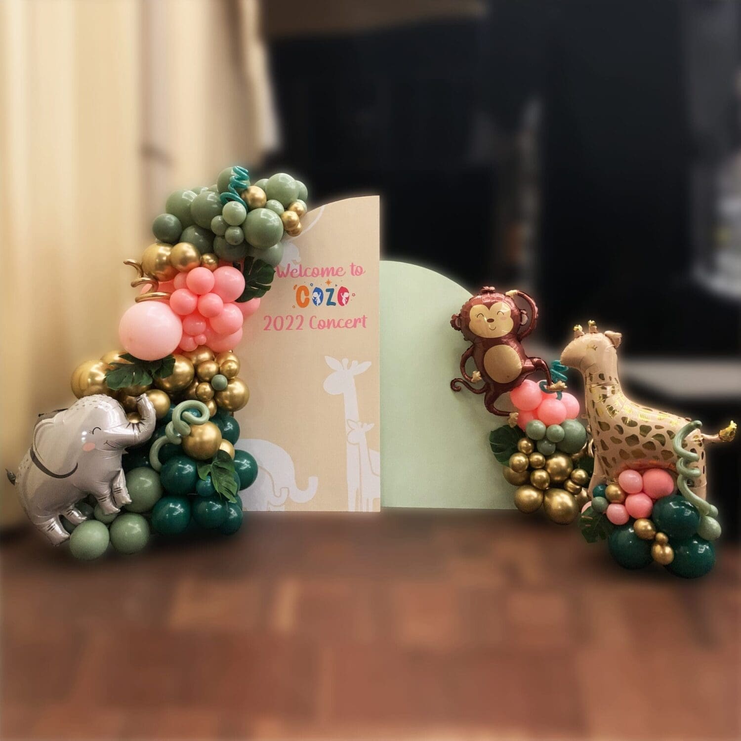Deluxe Themed Backdrop Decoration - Flora & Fauna, Safari